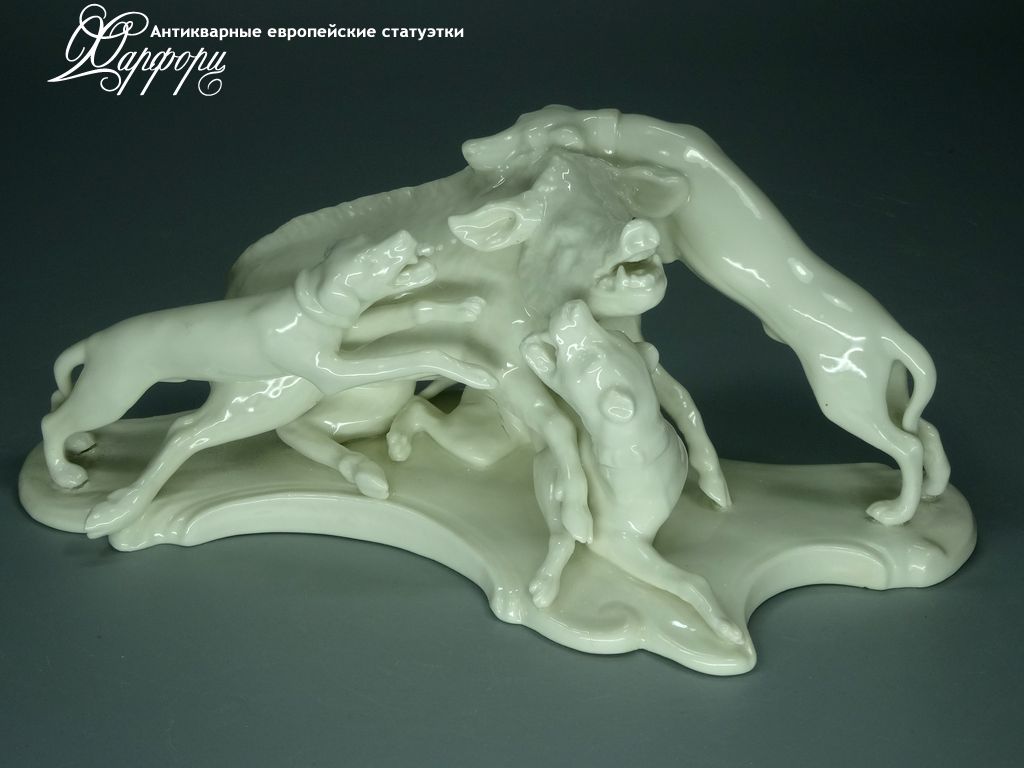 Купить фарфоровую статуэтку Nymphenburg Охота на кабана